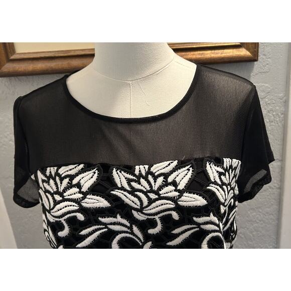 INC Petite Medium Top Layered Embroider Cap Sleeve Artsy Cottage Boho Business - Picture 2 of 8